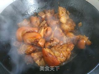 红焖肘子的做法步骤:15