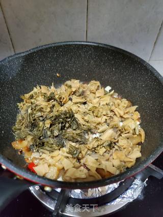 肥腊肉烧梅菜干的做法步骤:6