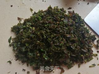 香椿木耳鸡蛋素饺的做法步骤:2