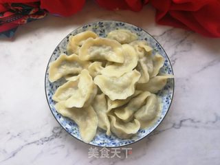 香椿木耳鸡蛋素饺的做法步骤:18