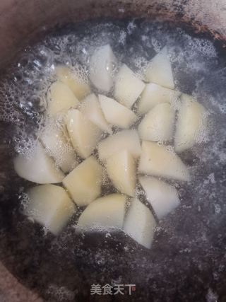 少油版地三鲜的做法步骤:2