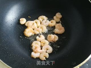 虾仁腰果炒甜豆的做法步骤：6