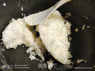 香葱蛋炒饭的做法步骤:2