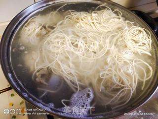 肉末韭菜拌面的做法步骤:3
