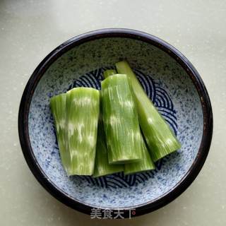 腌莴苣的做法步骤:2