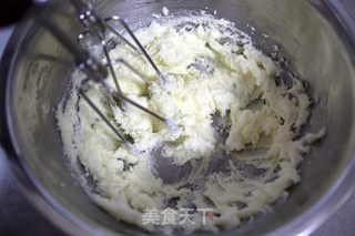 酥掉渣的蛋卷的做法步骤：4