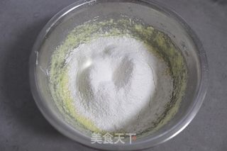 酥掉渣的蛋卷的做法步骤：8