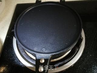 酥脆无比的蛋卷的做法步骤:9