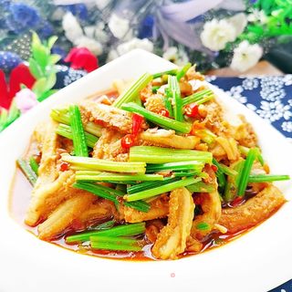 芹菜梗爆炒牛肚的做法步骤:12