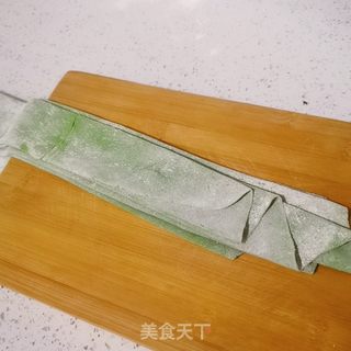 拌菠菜手擀面的做法步骤：13