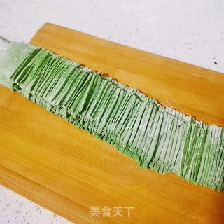 拌菠菜手擀面的做法步骤：14