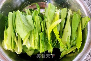 蚝油蒜蓉油麦菜的做法步骤：2