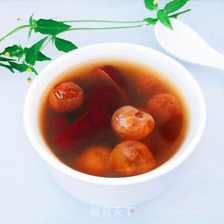 “ 春季润燥汤水 ”桂圆红枣汤的做法步骤：1