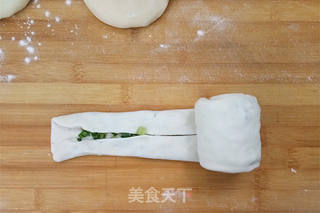 葱花饼的做法步骤：8