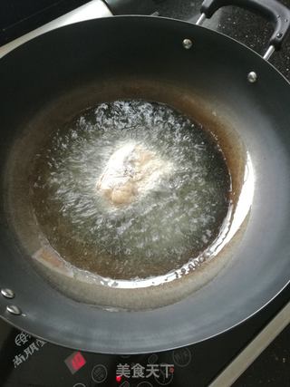 糖醋焖鱼块的做法步骤：2