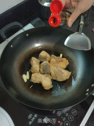 糖醋焖鱼块的做法步骤:5