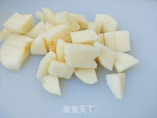 “ 春季润燥汤水 ”红枣雪梨汤的做法步骤:4