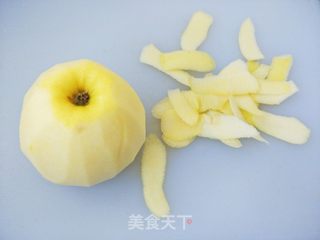 “ 春季润燥汤水 ”苹果雪梨汤的做法步骤：2