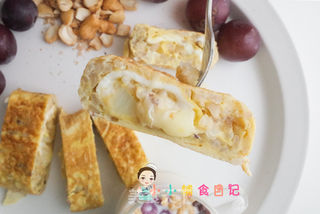 12个月以上谷物米芝士厚蛋烧的做法步骤:11
