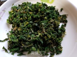蒲公英蛋饼的做法步骤:2