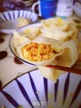 酸菜鸡蛋馅饺子的做法步骤:11