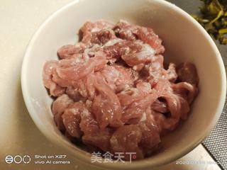 雪菜肉丝面的做法步骤:2