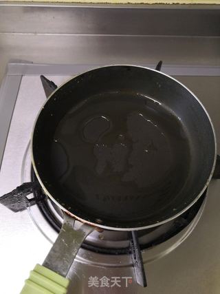 韭菜鸡蛋饼的做法步骤:7