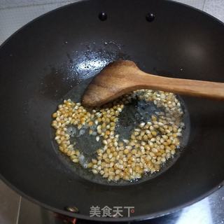 香甜爆玉米花的做法步骤：5