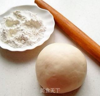 花篮馒头的做法步骤：1