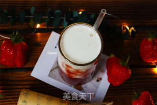 草莓鲜牛乳的做法步骤:8