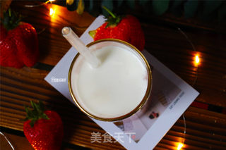 草莓鲜牛乳的做法步骤:11