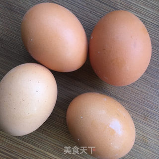香椿芽拱蛋的做法步骤：2