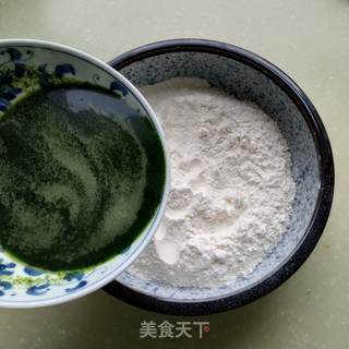 菠菜面的做法步骤:3