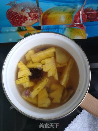 菠萝甜汤的做法步骤:7