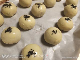 精致的蛋黄酥的做法步骤:18