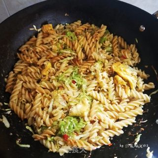 鸡蛋炒意面的做法步骤:12