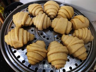 全麦牛角包馒头的做法步骤:13