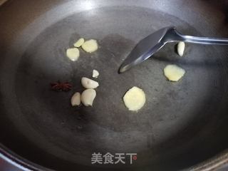 土豆烧排骨的做法步骤：3