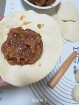 玫瑰绿豆馅豆包的做法步骤:7
