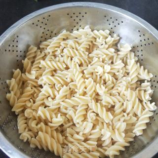 鸡蛋炒意面的做法步骤:3