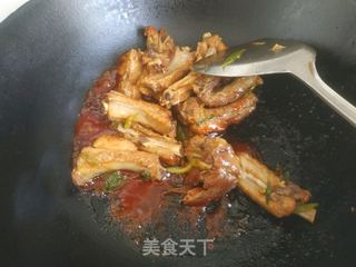 糖醋菠萝排骨的做法步骤：11