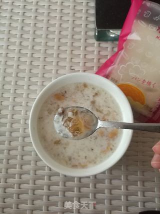 桃胶酸奶坚果羹的做法步骤:8