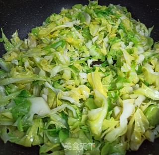 包菜肉丝拌面的做法步骤:6