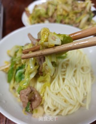 包菜肉丝拌面的做法步骤：10