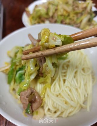 包菜肉丝拌面的做法步骤:10