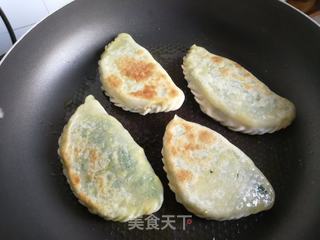韭菜盒子的做法步骤:13