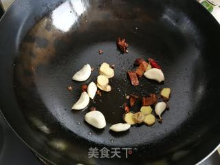 酥肉香菇豆皮汤的做法步骤：5