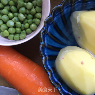 咖喱鸡肉土豆饭的做法步骤：4