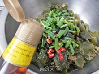 “ 酸辣美食 ”炝拌螺旋藻的做法步骤:7