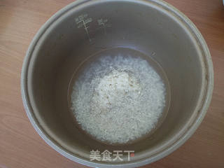 百合精米粥的做法步骤:3
